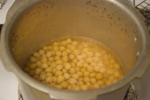 boiled chickpeas