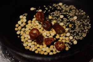 urad dal and chana dal red chillies