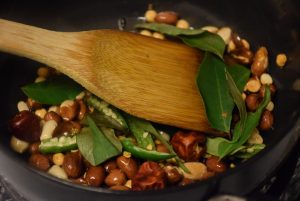 chillies,curry leaves hing